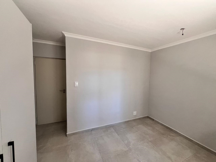 To Let 2 Bedroom Property for Rent in Parklands East Western Cape